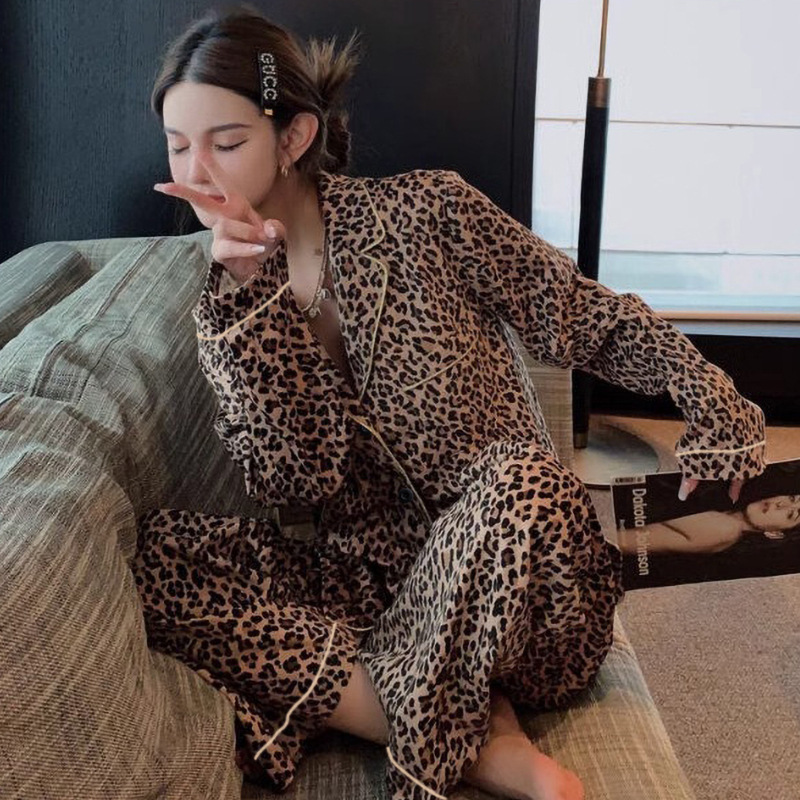 Home Decor Fallout 4 - High-End Light Luxury Leopard Print Instagram-Style