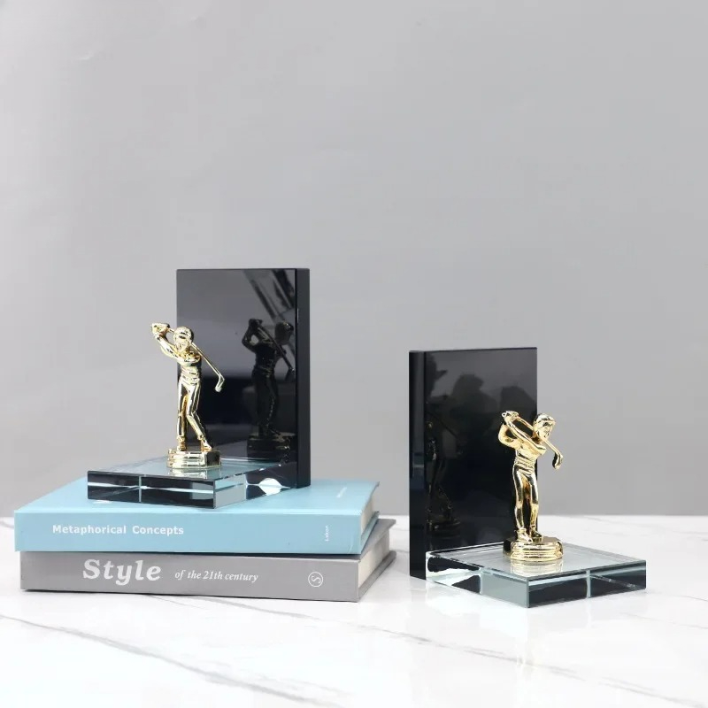 Golden Golf Player Sculpture A – обзор и цена Aesthetic Bookend