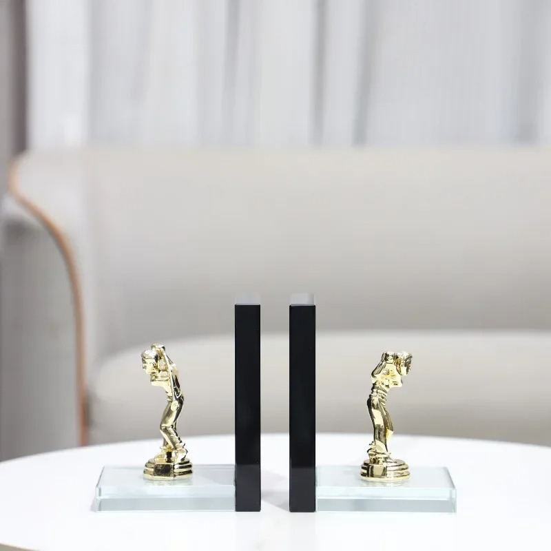 Golden Golf Player Sculpture A – обзор и цена Aesthetic Bookend